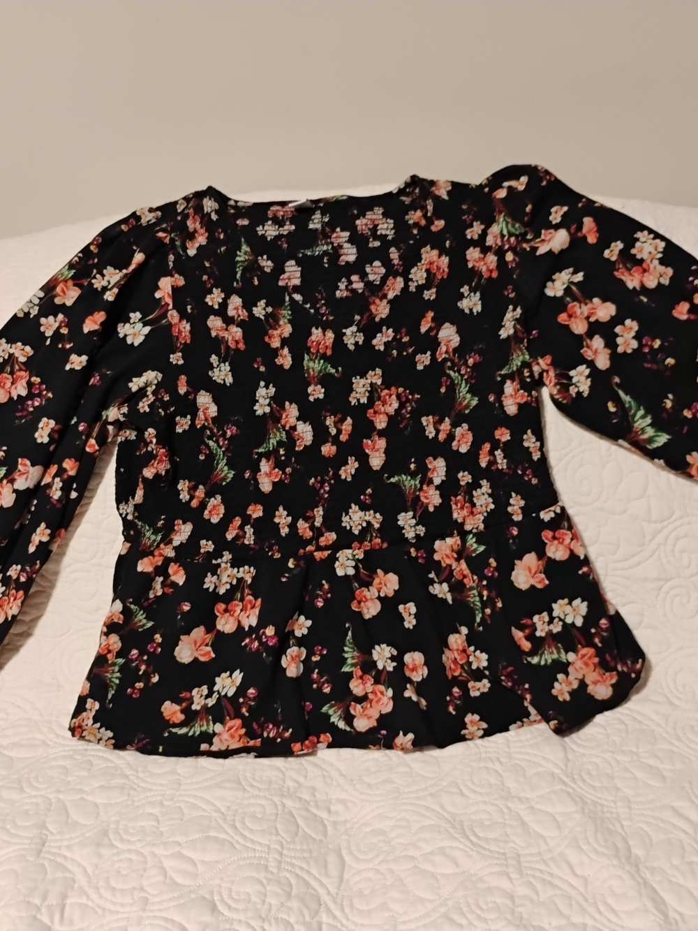 Old Navy Black Floral Smocked V-Neck Peplum Blouse Top XL Boho